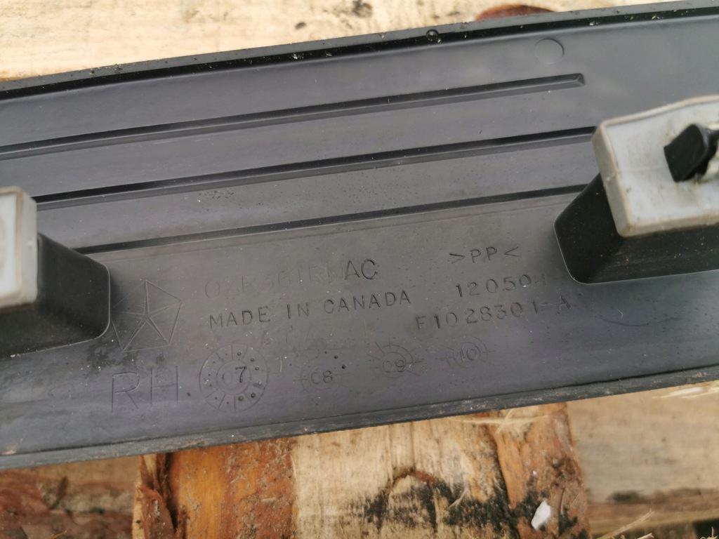 фото №4, Молдинг накладка порог правый перед chrysler voyager v