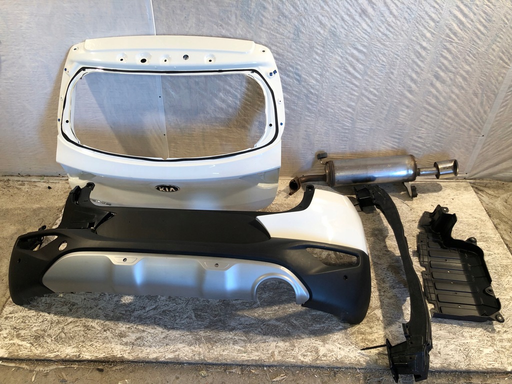 фото №1, Kia stonic выхлоп наконечник выхлоп