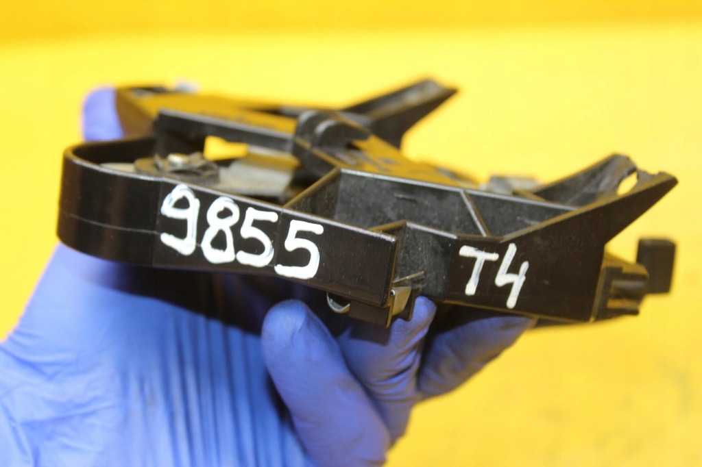 фото №8, Переключатель регулировки обдув vw t4 321819045c