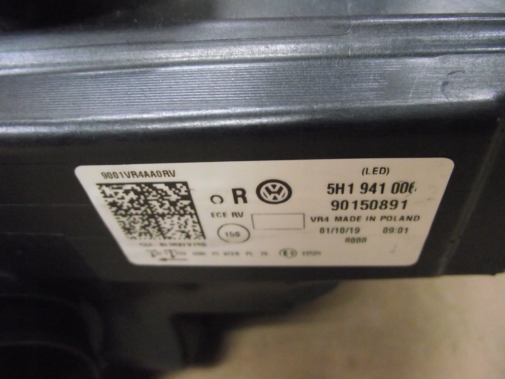 фото №7, Лампы перед vw golf viii 8 l/p full led europa