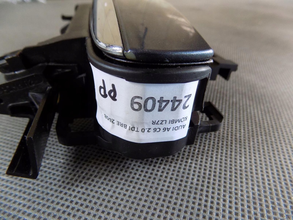 фото №2, Audi a6 c6 ручка правий перед lz7r