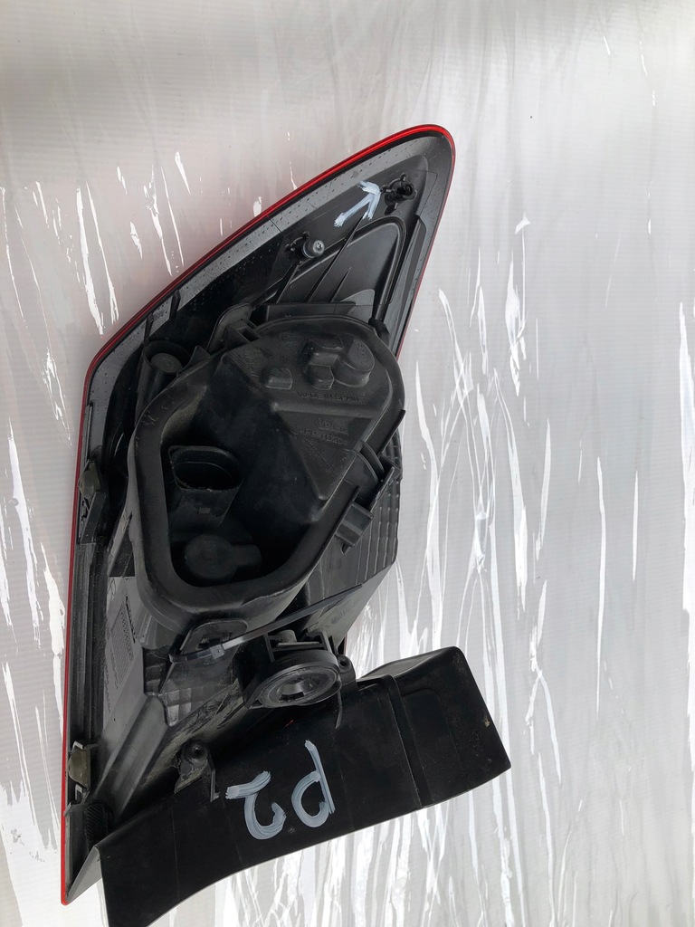 фото №10, Лампа задняя seat leon iii 5f0945095 5f0945096