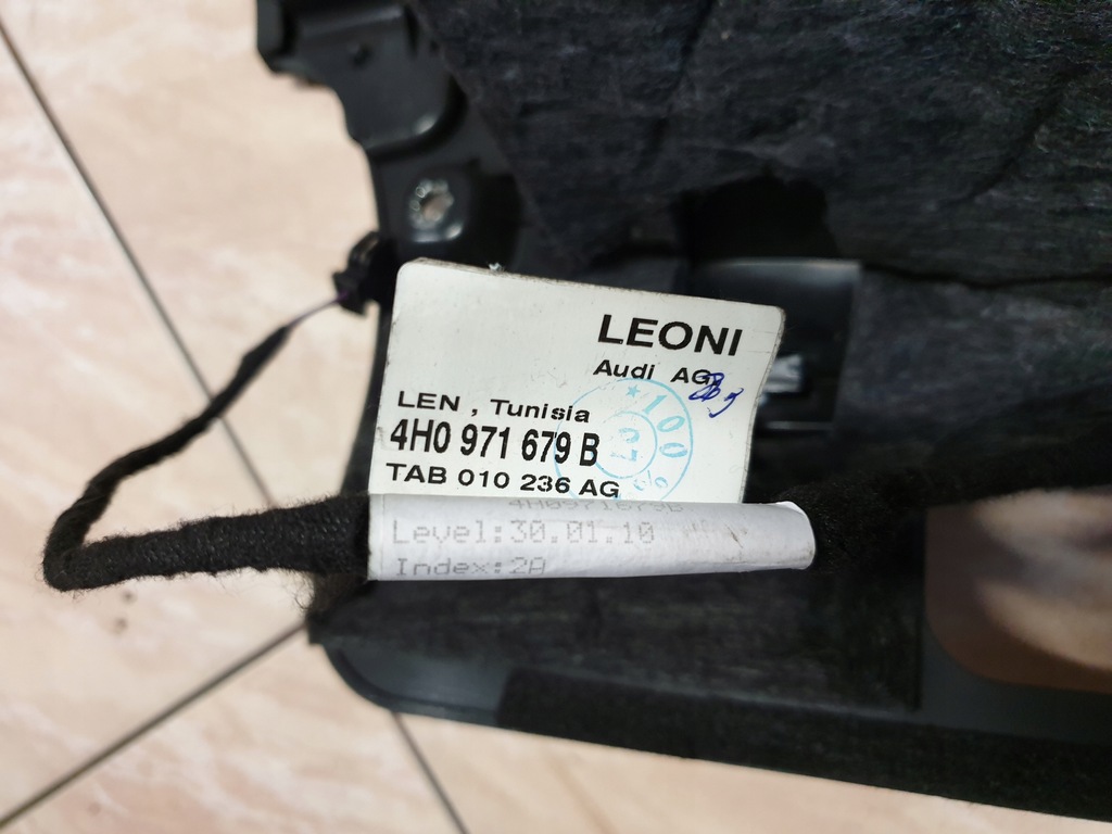 фото №8, Бардачок пасажира ліхтарі джгут audi a8 d4 4h