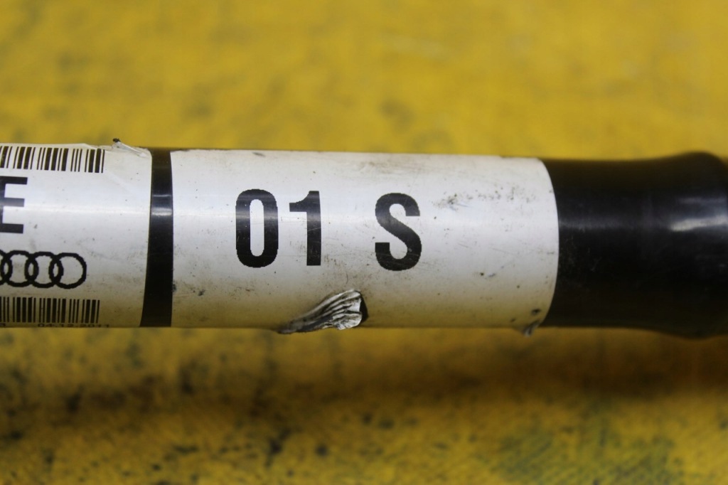 Приводной вал левый перед audi a6 c7 4g0407271e Киев