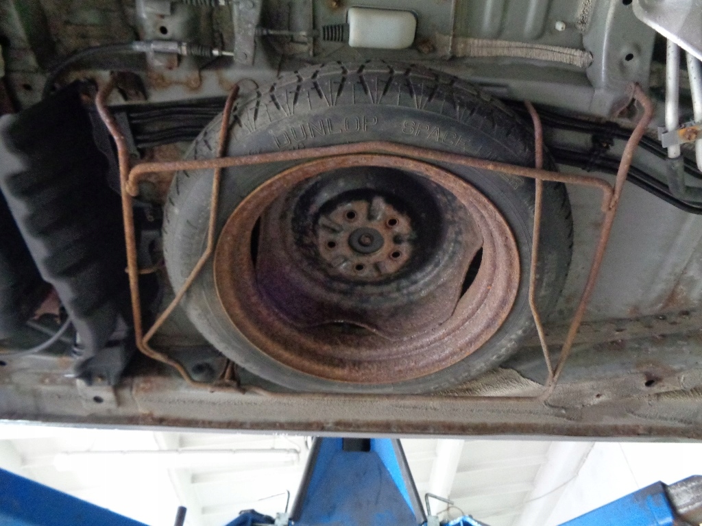 фото №7, Захист бака toyota avensis verso 77642-44010