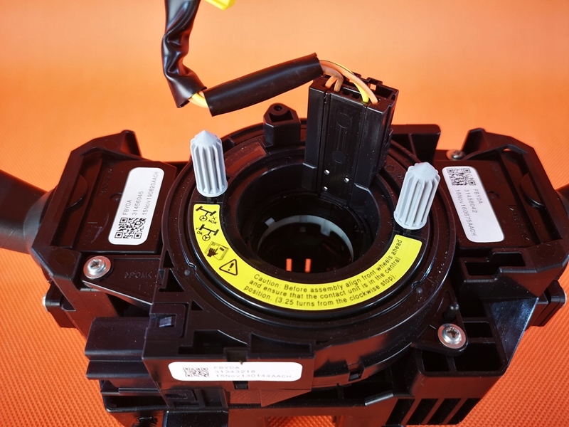 фото №13, Volvo v40 ii перемикачі поворотник стрічка подушка безпеки комплект