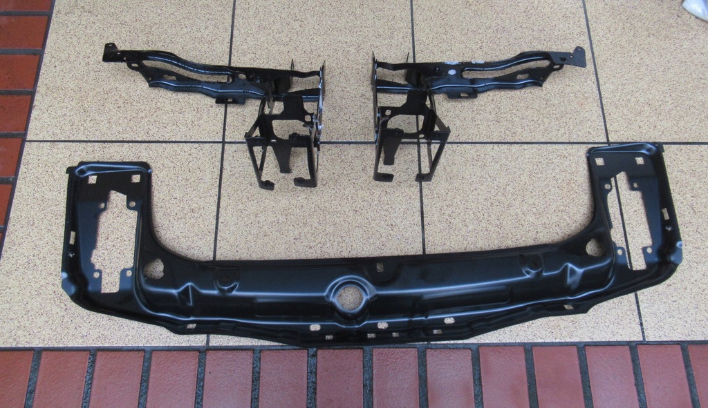 фото №1, Bmw f20 накладка верхній поперечина передній