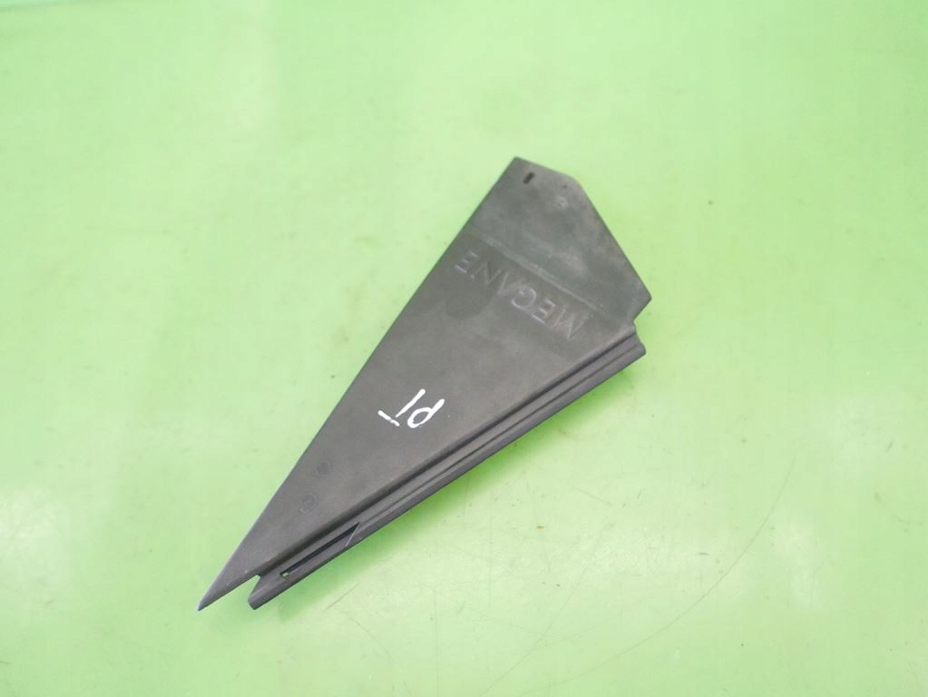 фото №3, Трикутник заглушка права задня renault scenic ii phi