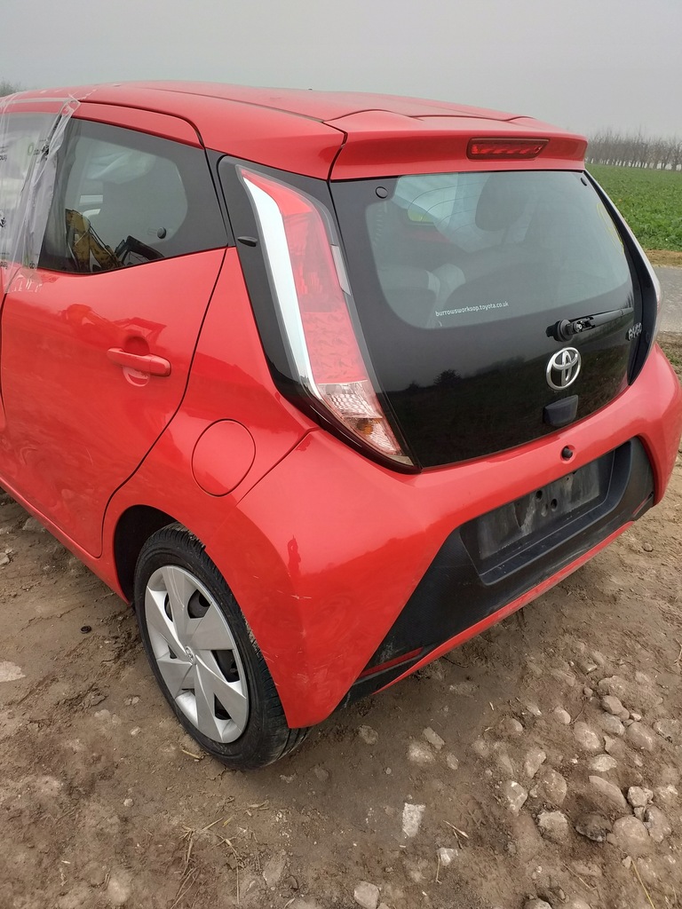 фото №9, Toyota aygo ii тунель середній захист домкрата