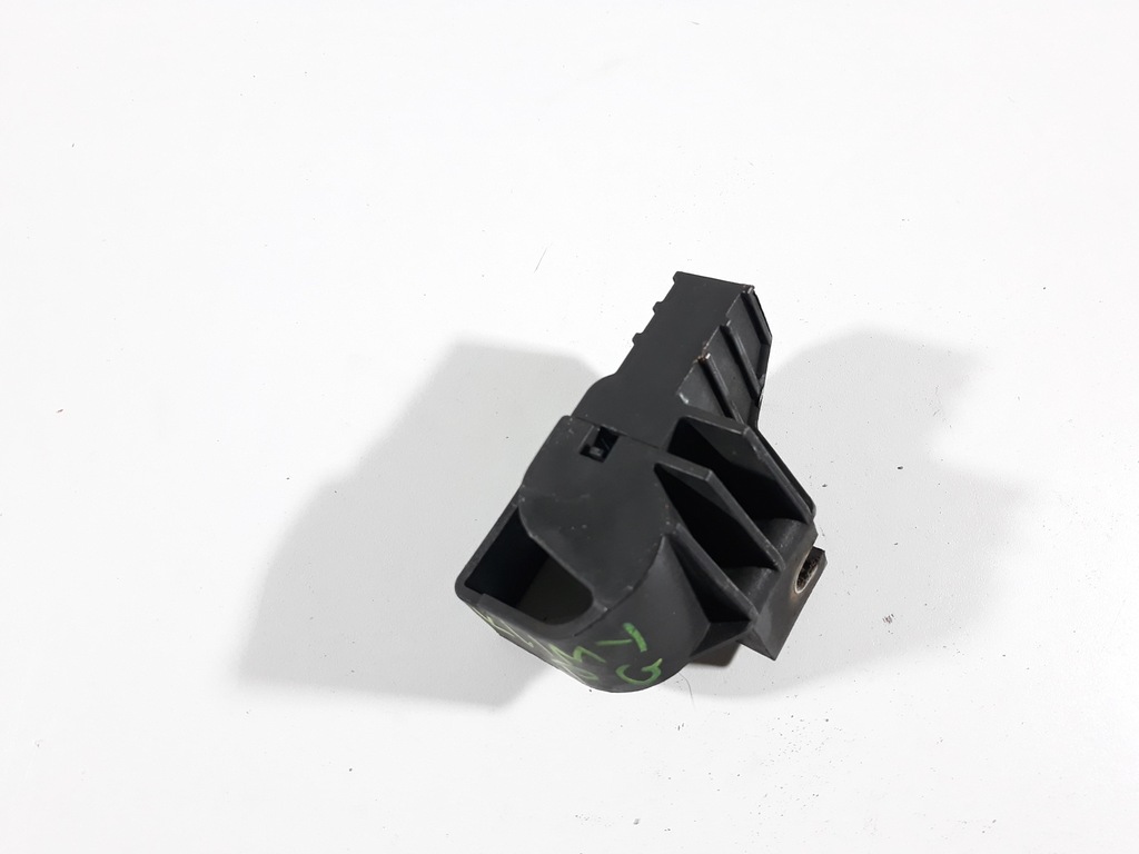 фото №11, Infiniti q50 кронштейн кондиционера правый