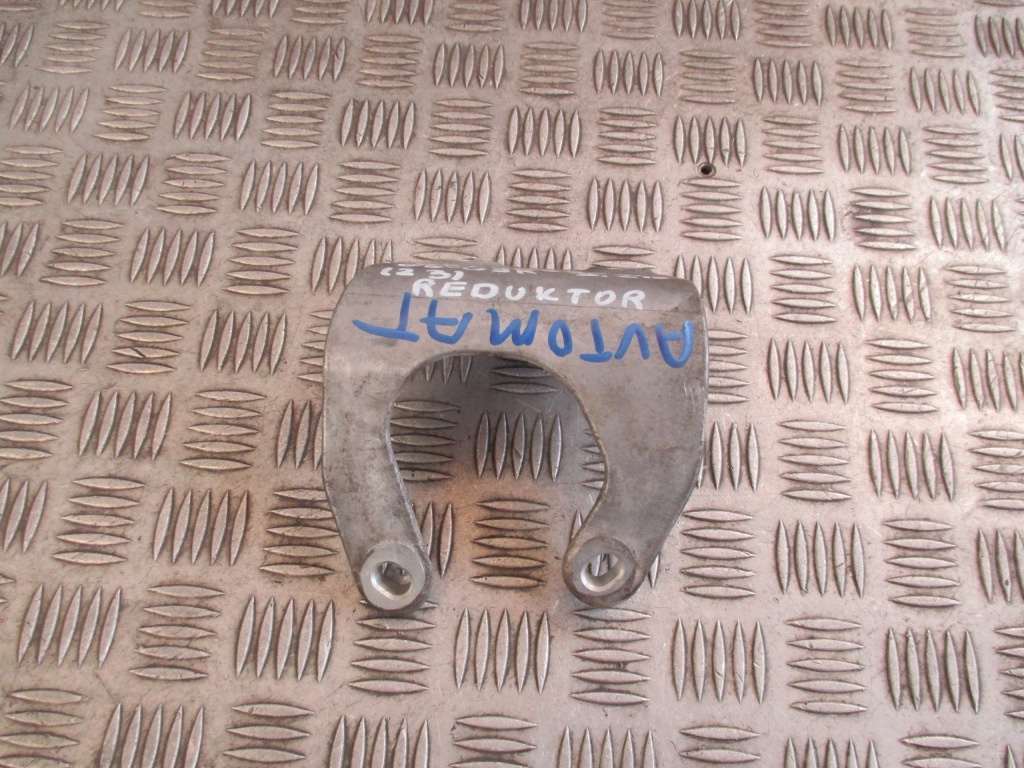 Купить Кронштейн коробки редуктор автоматическая коробка передач volvo s80 ii 3.2 b