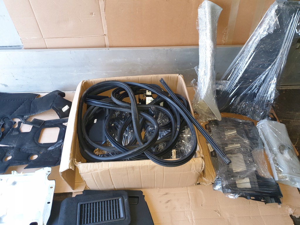 фото №1, Накладка поріг стійка discovery sport 15-