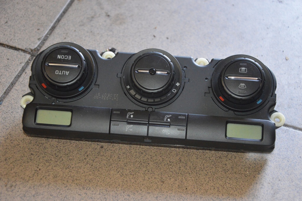 фото №1, Skoda octavia ii панель обдув