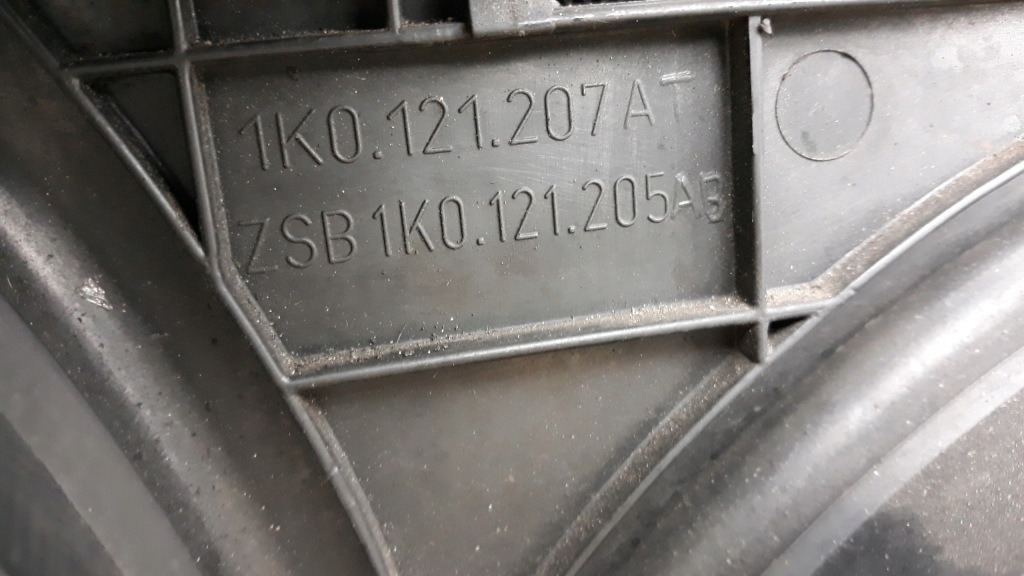 Радиатор вентиляторы audi a3 8p passat b6 golf v Оригинал