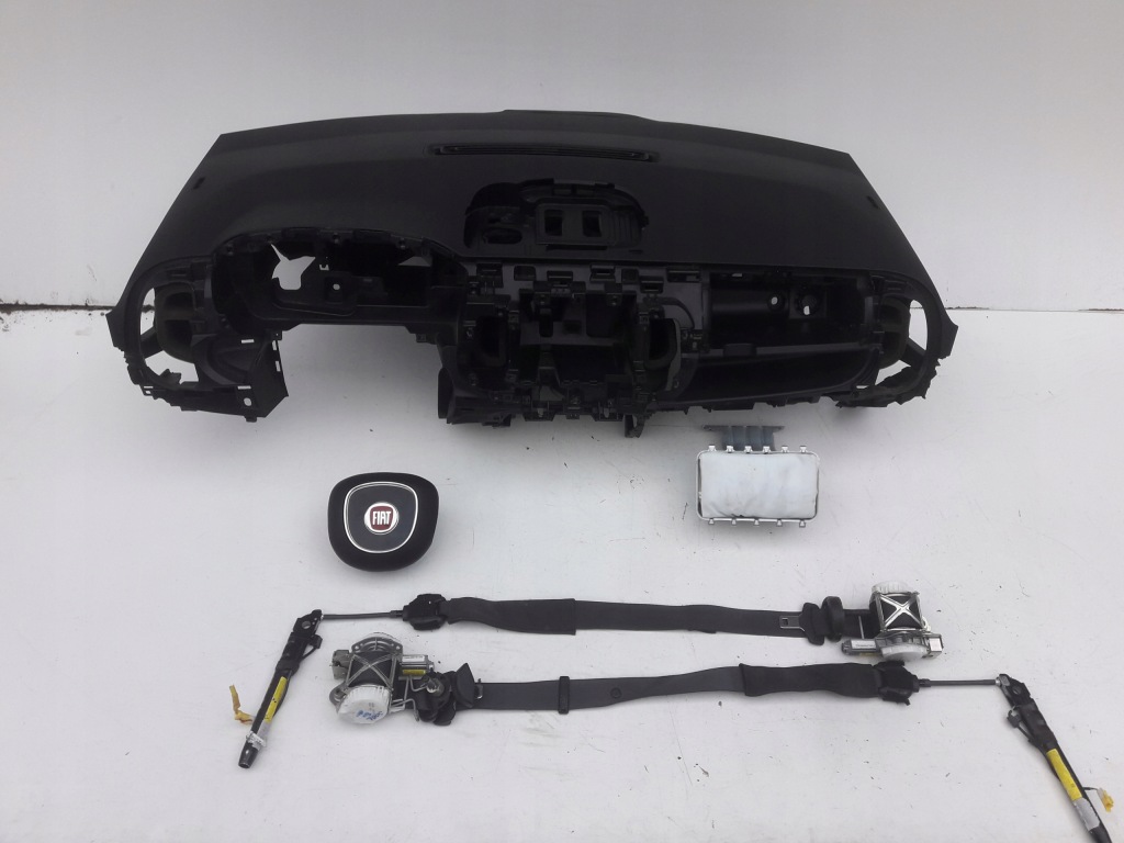 фото №1, Fiat 500 l приборная панель консоль подушка безопасности подушки безопасности ремни