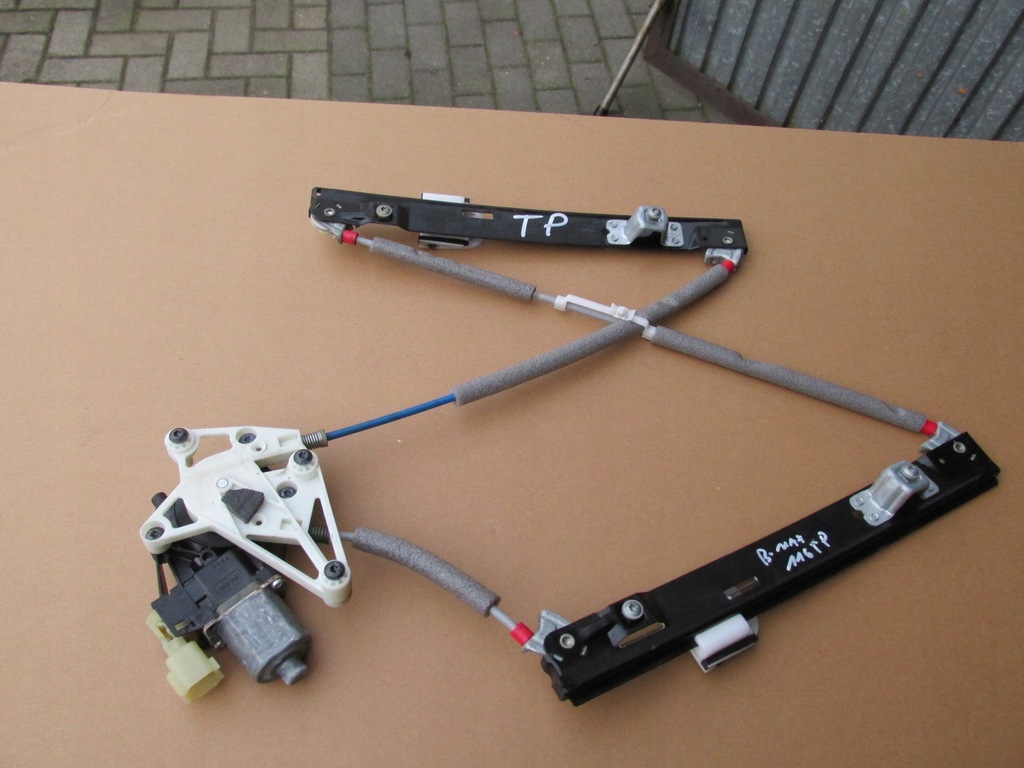 фото №1, Механизм подъемник окон задняя правый b-max 2013 rok