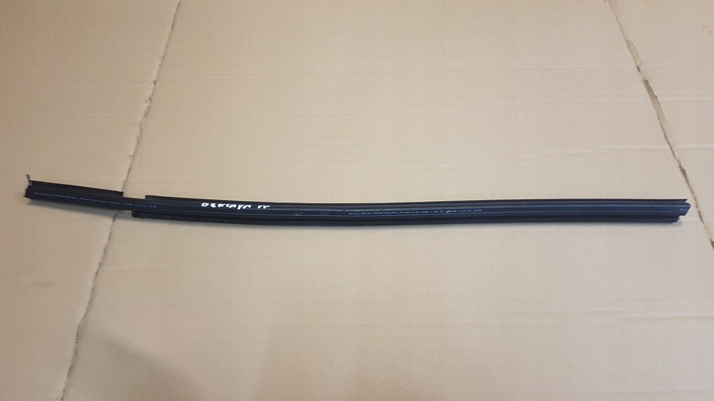 фото №1, Прокладка двері правий перед bentley bentayga