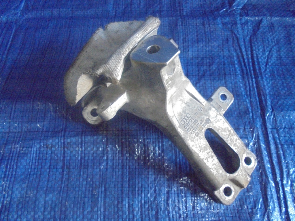 Купить Кронштейн опора двигателя audi a6 c7 a7 4g0199308ad