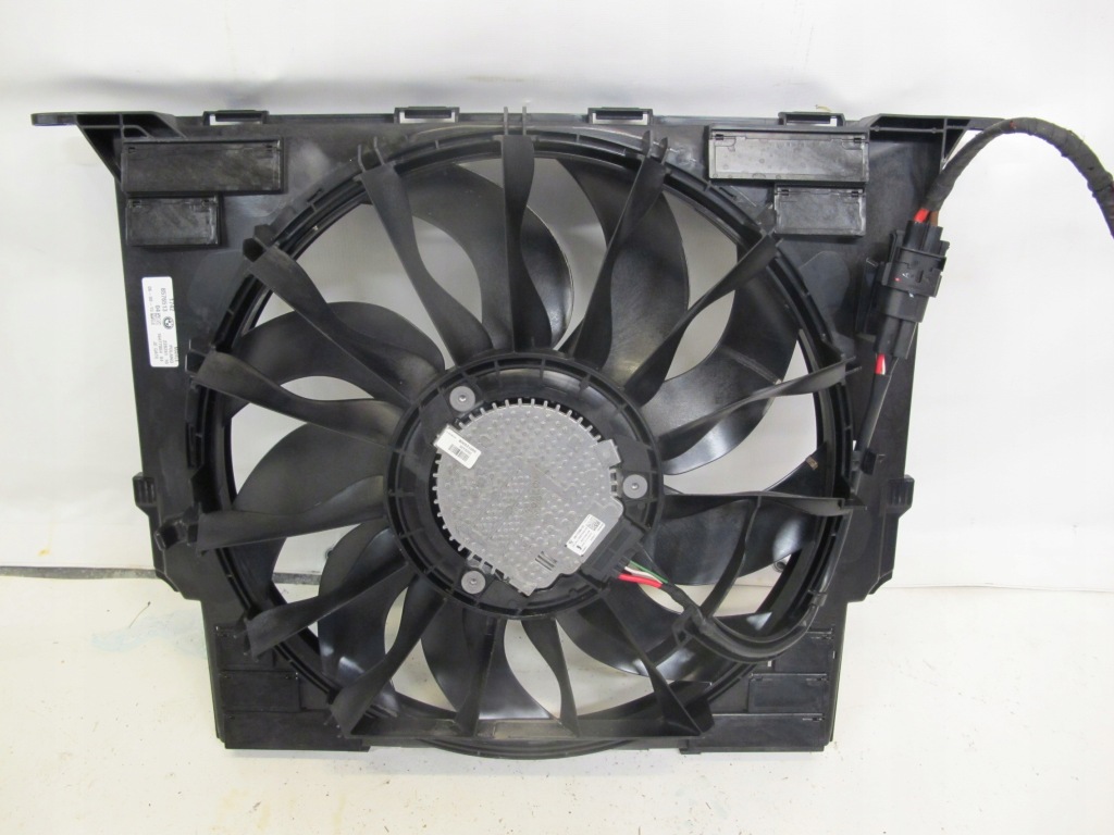 фото №1, Вентилятор bmw g11 g12 g30 8576513