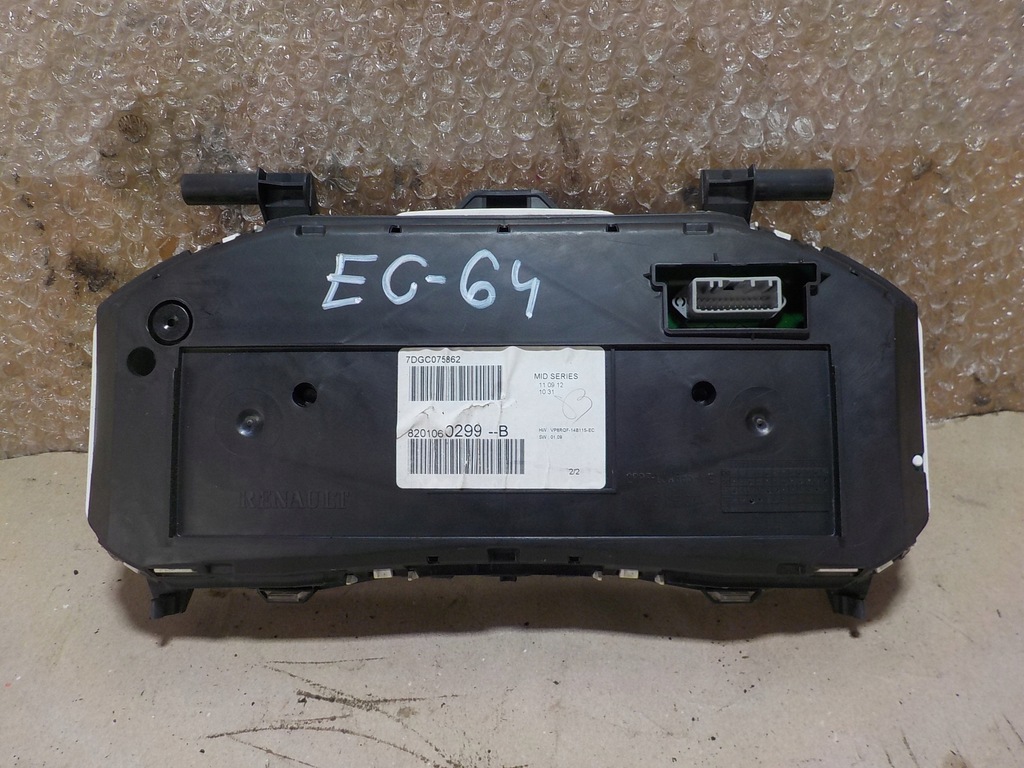 фото №4, Clio iii лічильник прилади 8201060299b