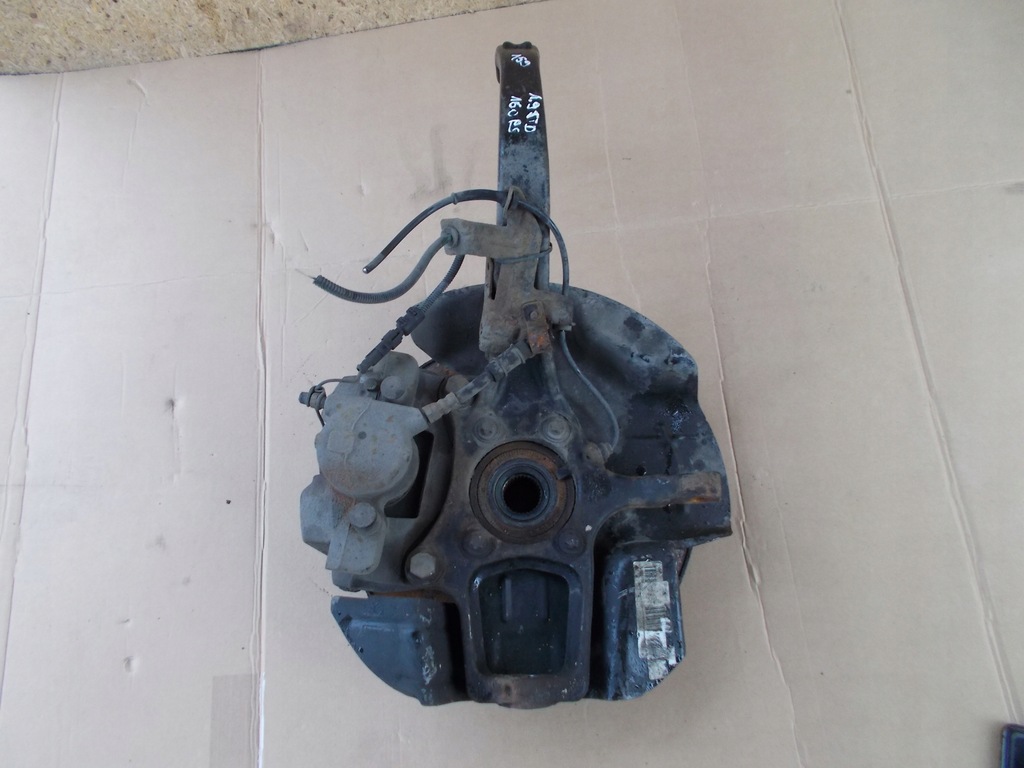 фото №1, Поворотный кулак правая alfa romeo 159 1.9jtd