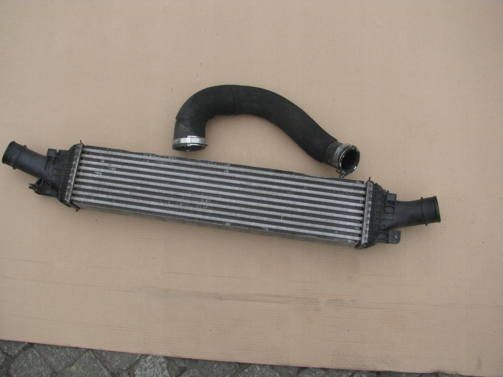 Купити Audi a4 b8 інтеркулер, труба 8k0145805g,8k0145738