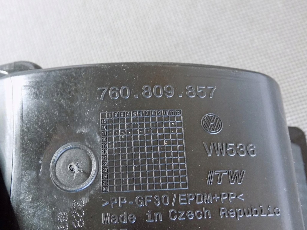 фото №4, Vw touareg iii кришка заливної пального lz7g