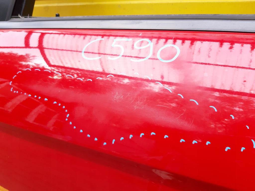 Mercedes w204 204 дверь левое правое  передок  задний седан Доставка