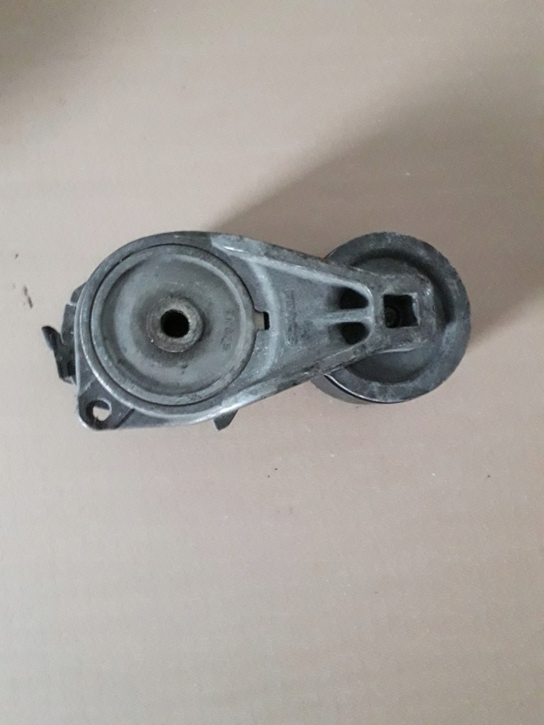 фото №3, Натягувач ремінь генератора scania 124/144/164/r