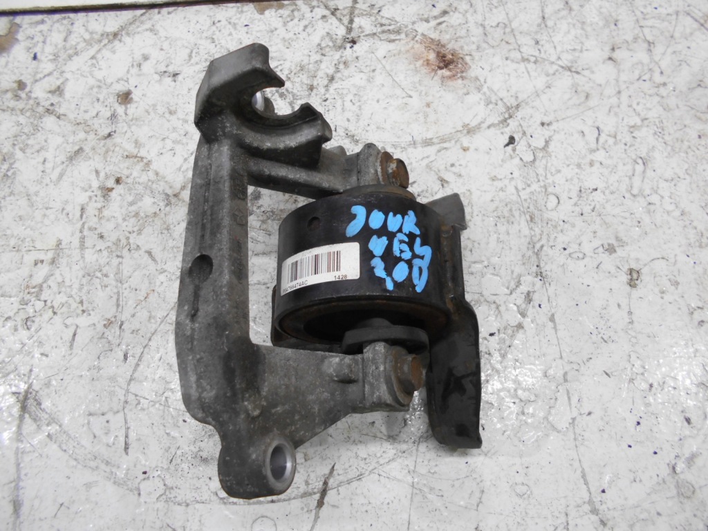 фото №1, Кронштейн кронштейн подушка двигуна journey 2,0 crd 08-