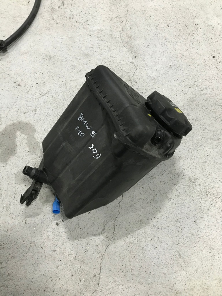 фото №1, Bmw 5 f10 2.0 d бак расширительный жидкость