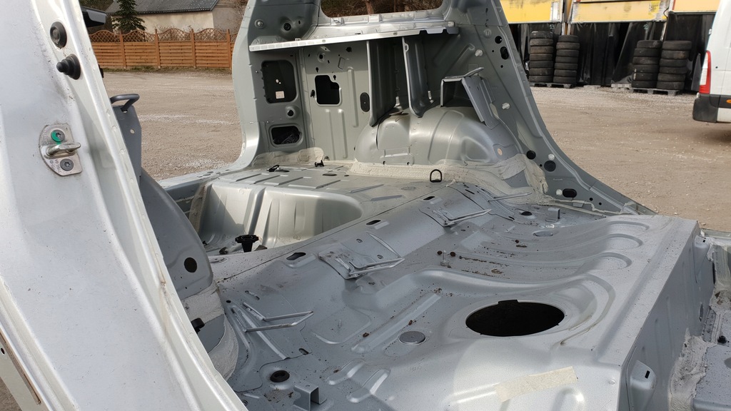 фото №6, Крылья задние dacia logan mcv 17r