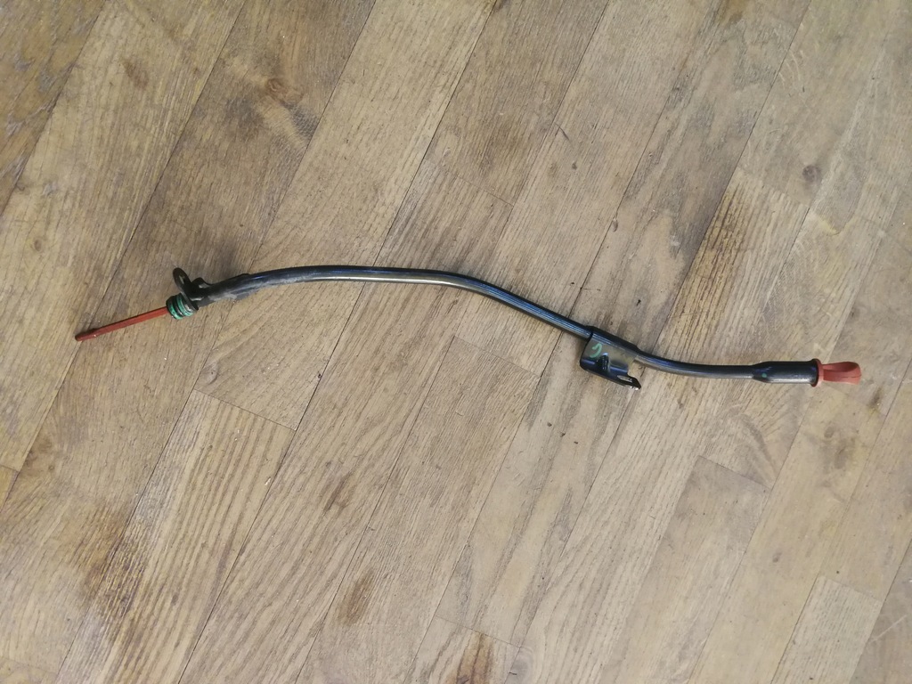 фото №1, Peugeot 208 1.2 thp щуп щуп оливи