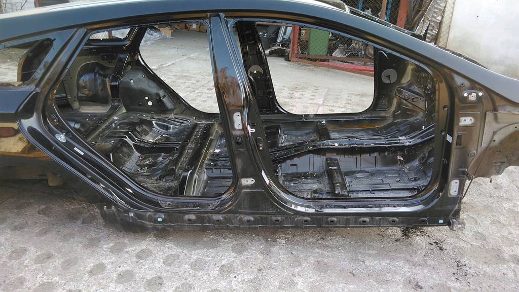 фото №1, Hyundai i40 поріг блок двигуна правий 11-17