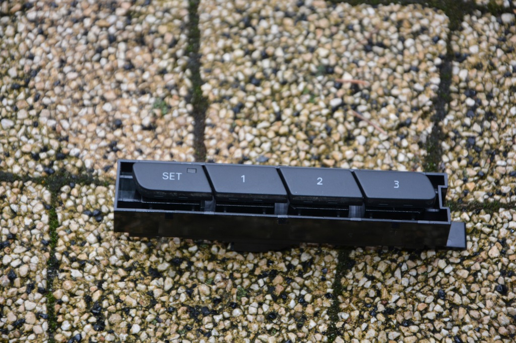 фото №1, Переключатель памяти сиденье vw touareg 7p1959769a