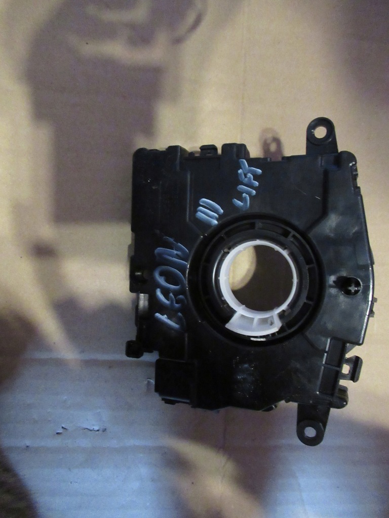 фото №1, Seat leon iii стрічка