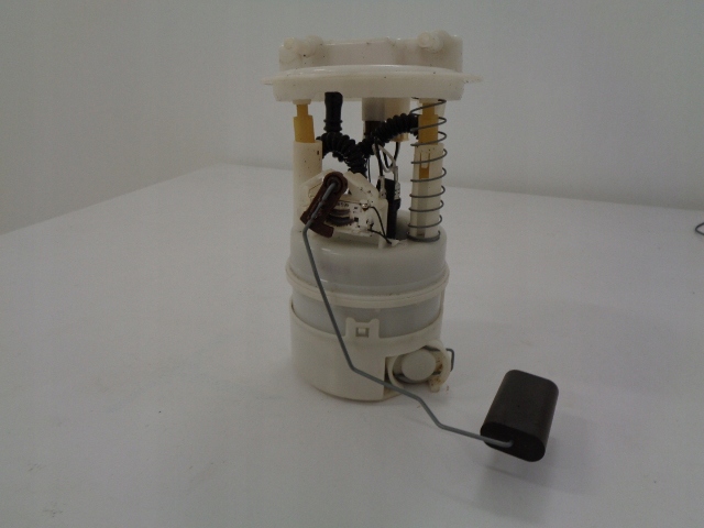 фото №1, Renault clio iv 0.9 tce насос пального