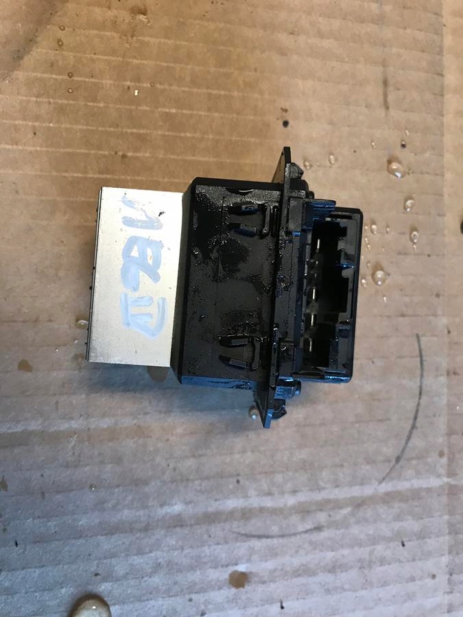 фото №1, Резистор обдув вентилятор renault megane iv