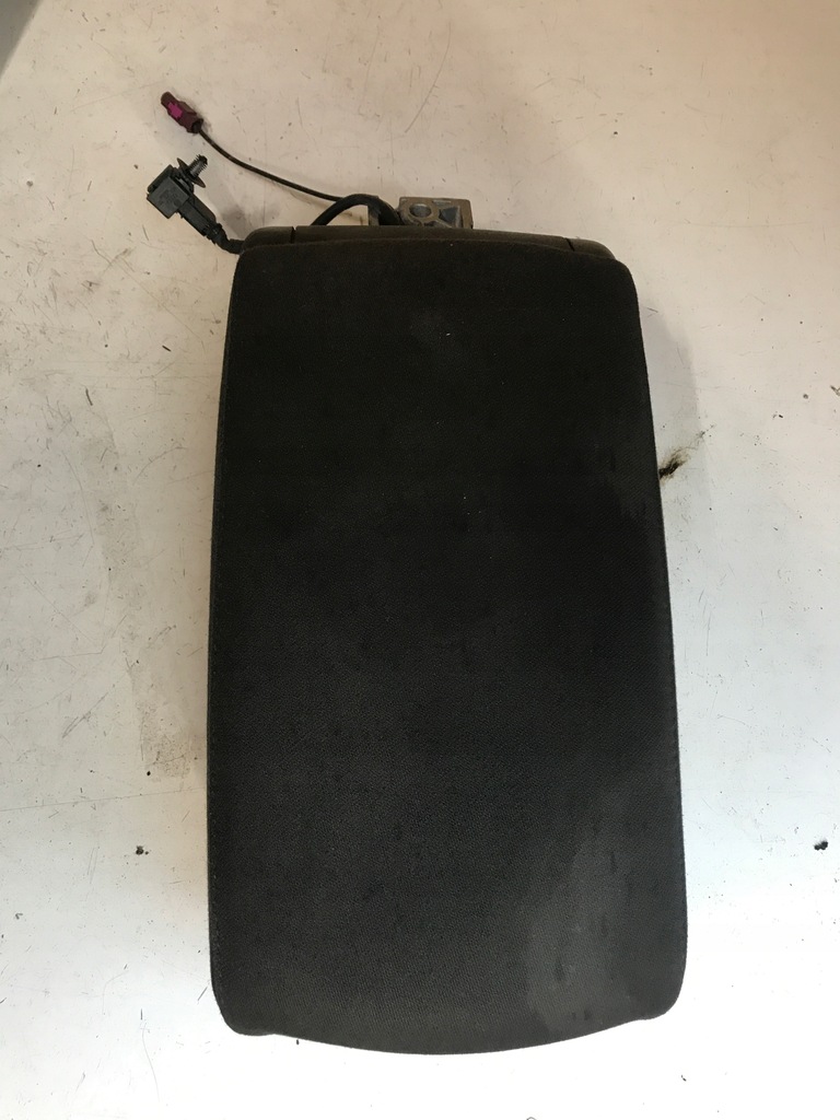 фото №1, Audi a6 c6 подлокотник материал 4f0