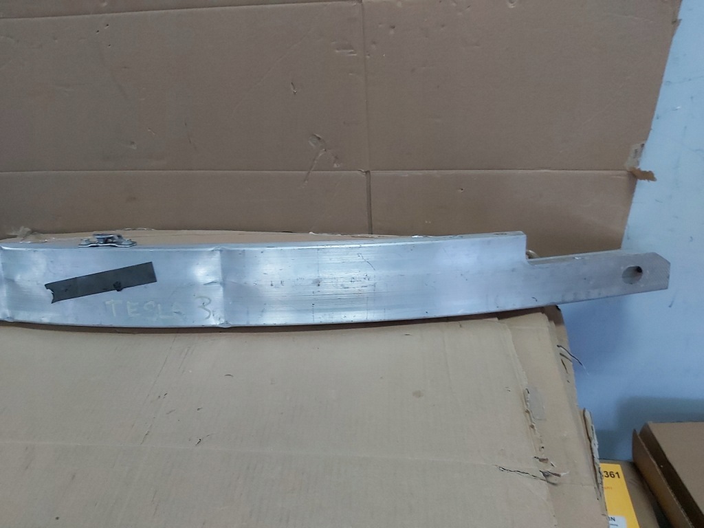 фото №3, Балка бампера перед tesla model 3 1104667-00