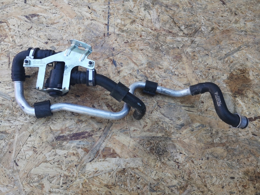 фото №1, Помпа wody porsche panamera 970