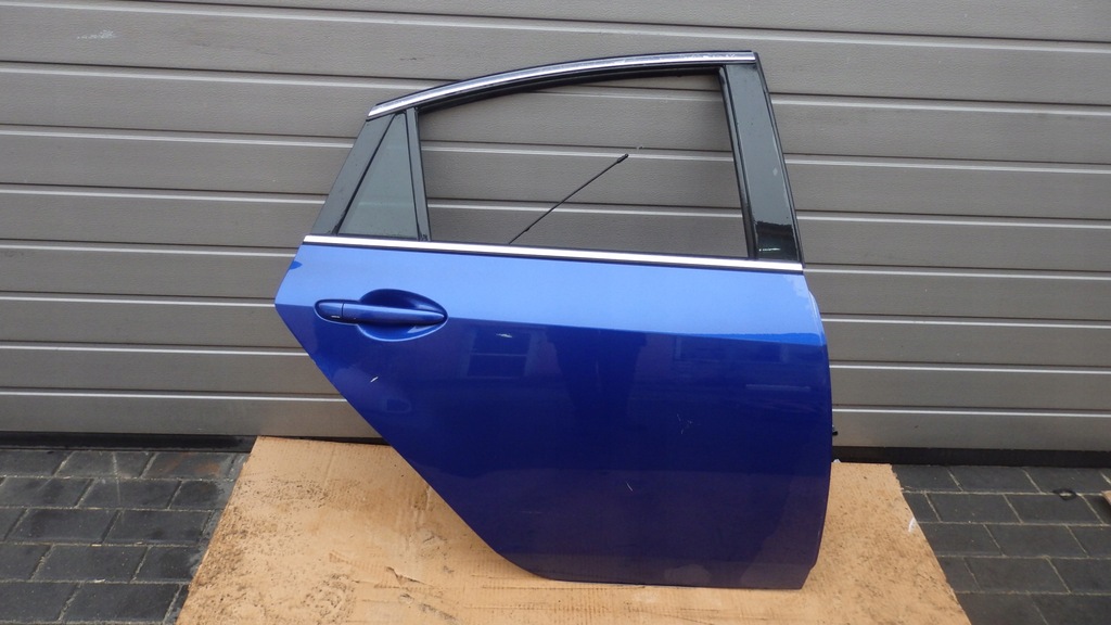 фото №1, Дверь правое задние задняя mazda 6 2008-2012 хэтчбек