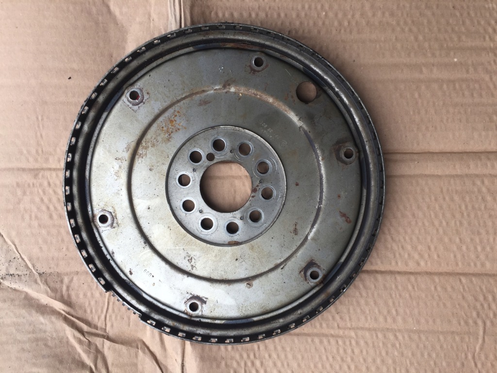 фото №1, Колесо маховик volvo c70 s40 v50 2.4 автоматична коробка передач