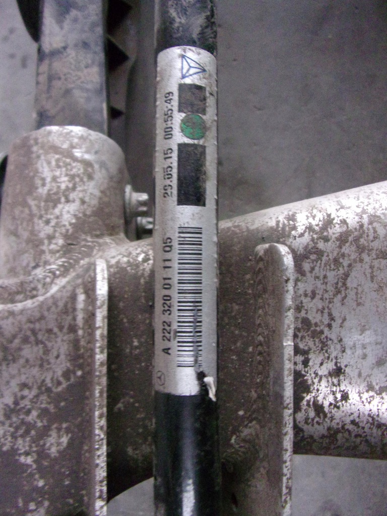 фото №3, Mercedes w222 s-klasa подрамник задняя задние оригинал !!