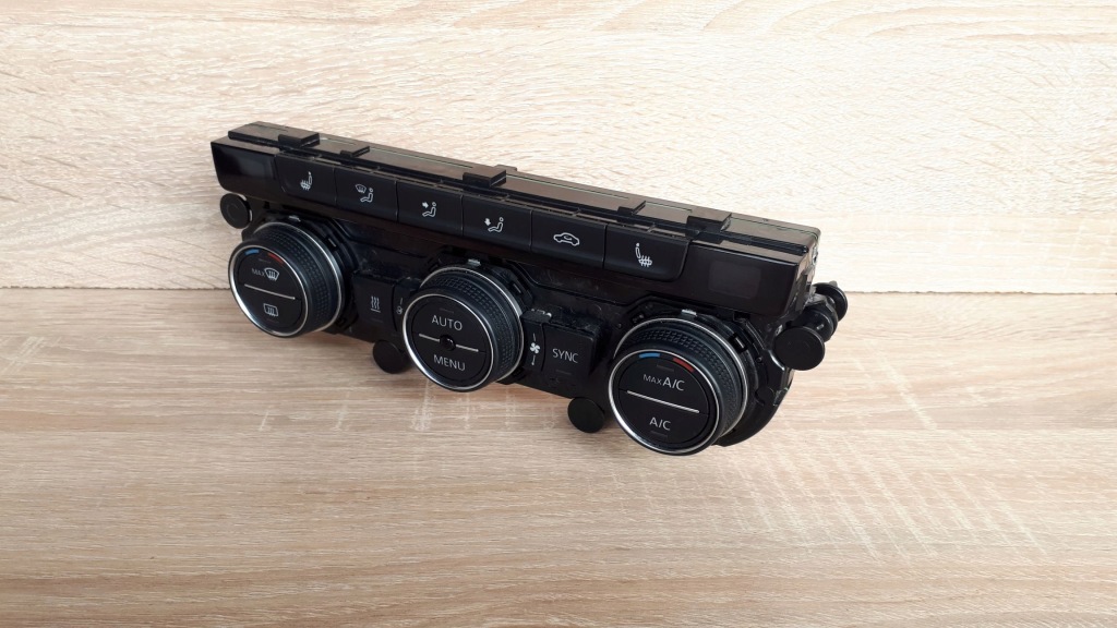 фото №1, Vw 5g0907044be панель кондиціонера з webasto