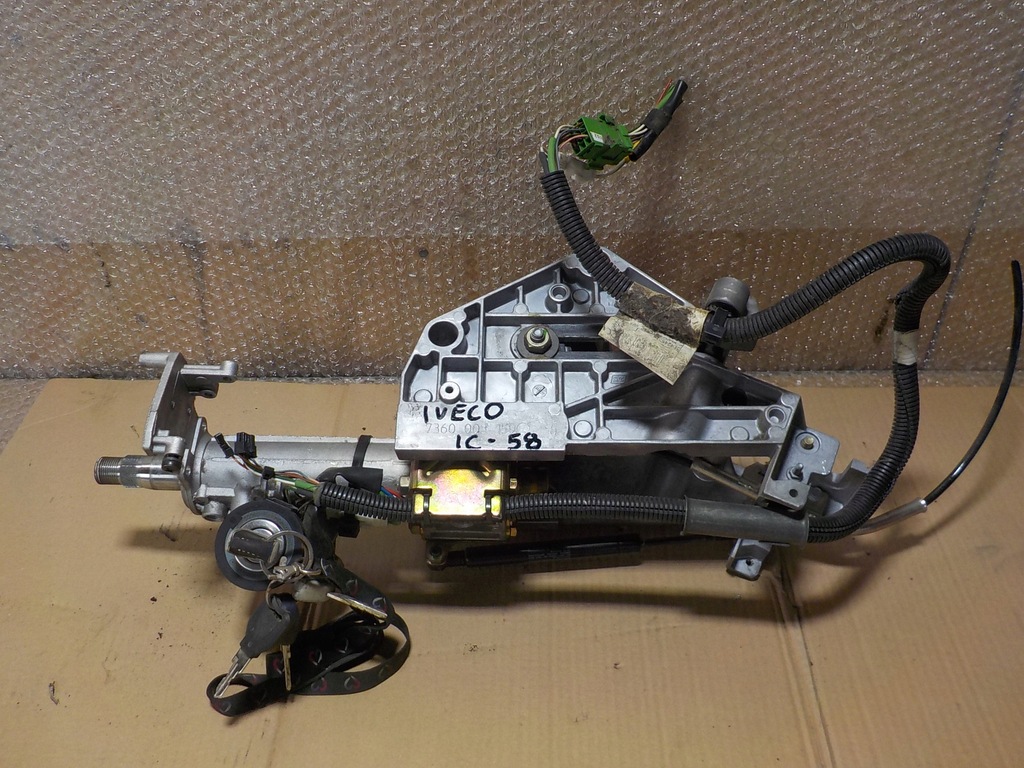 фото №4, Колонка кермова замок запалювання ключ iveco strals