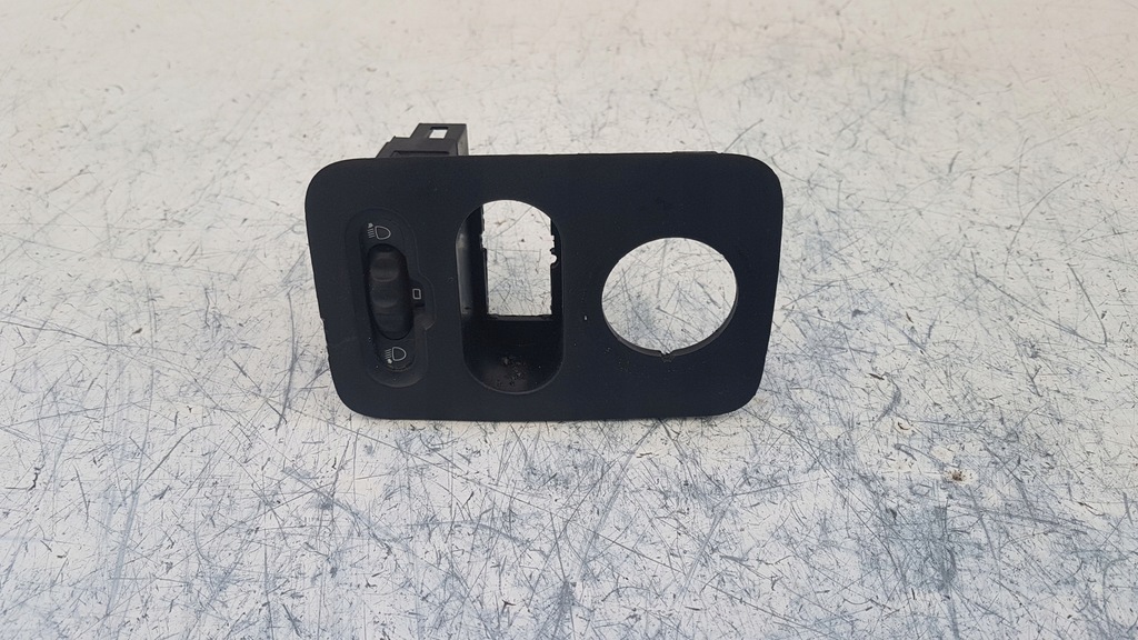 фото №1, Переключатель регулировки света renault thalia 00r