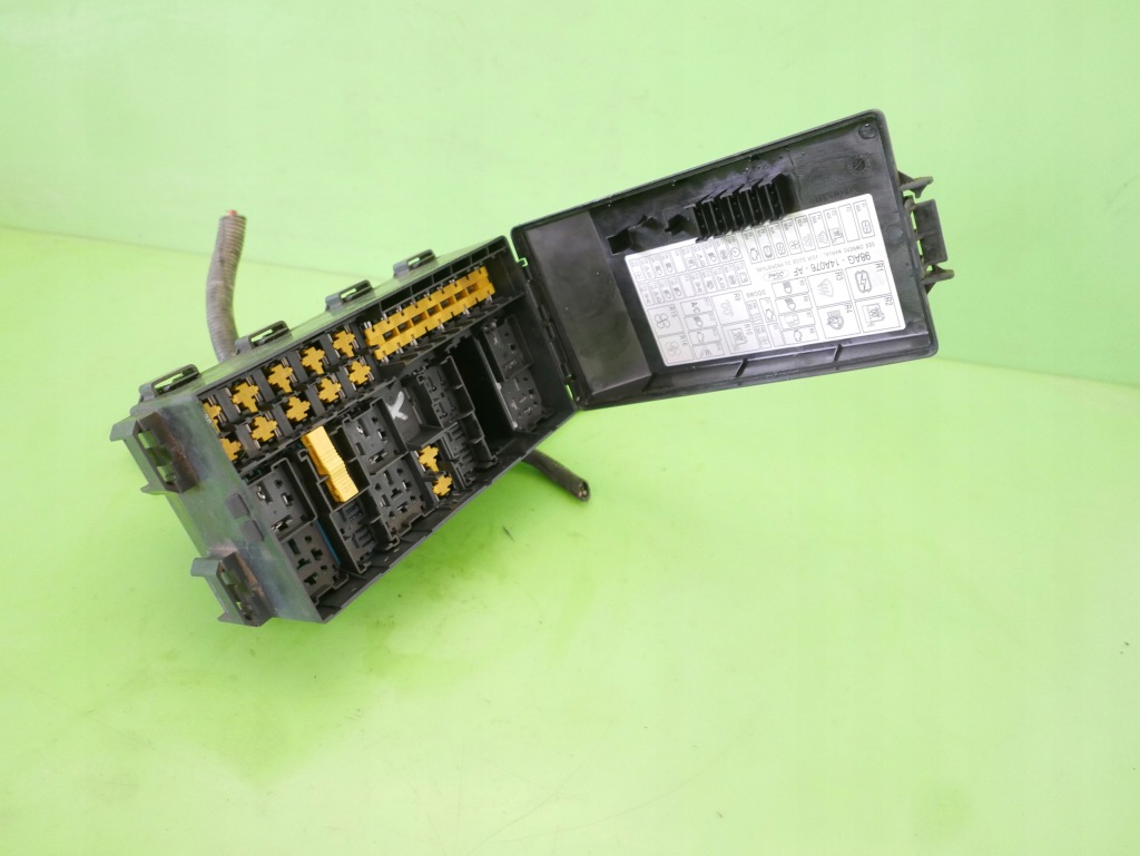 Коробка предохранителей ford focus mk1 1.8 tddi 98- Киев