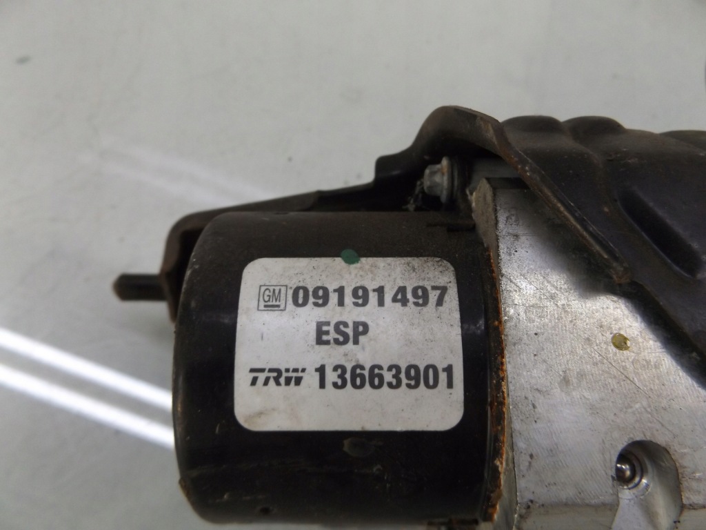 Signum 3,2 насос abs 09191497 Оригінал