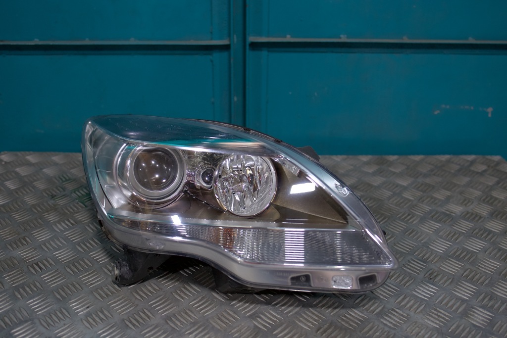 фото №1, W251 lift лампа правий перед передня ксенон 6,3 amg